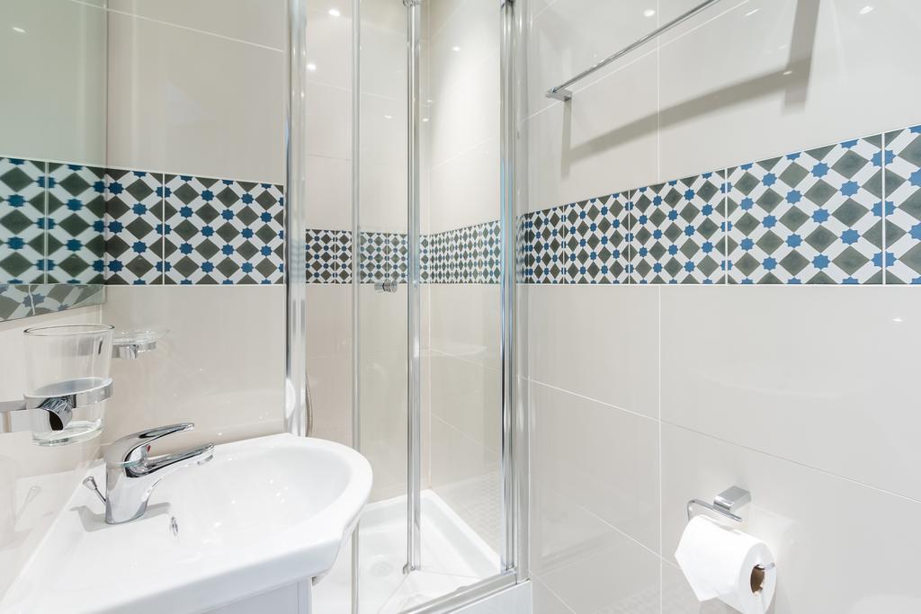 Gower House Hotel London Room photo